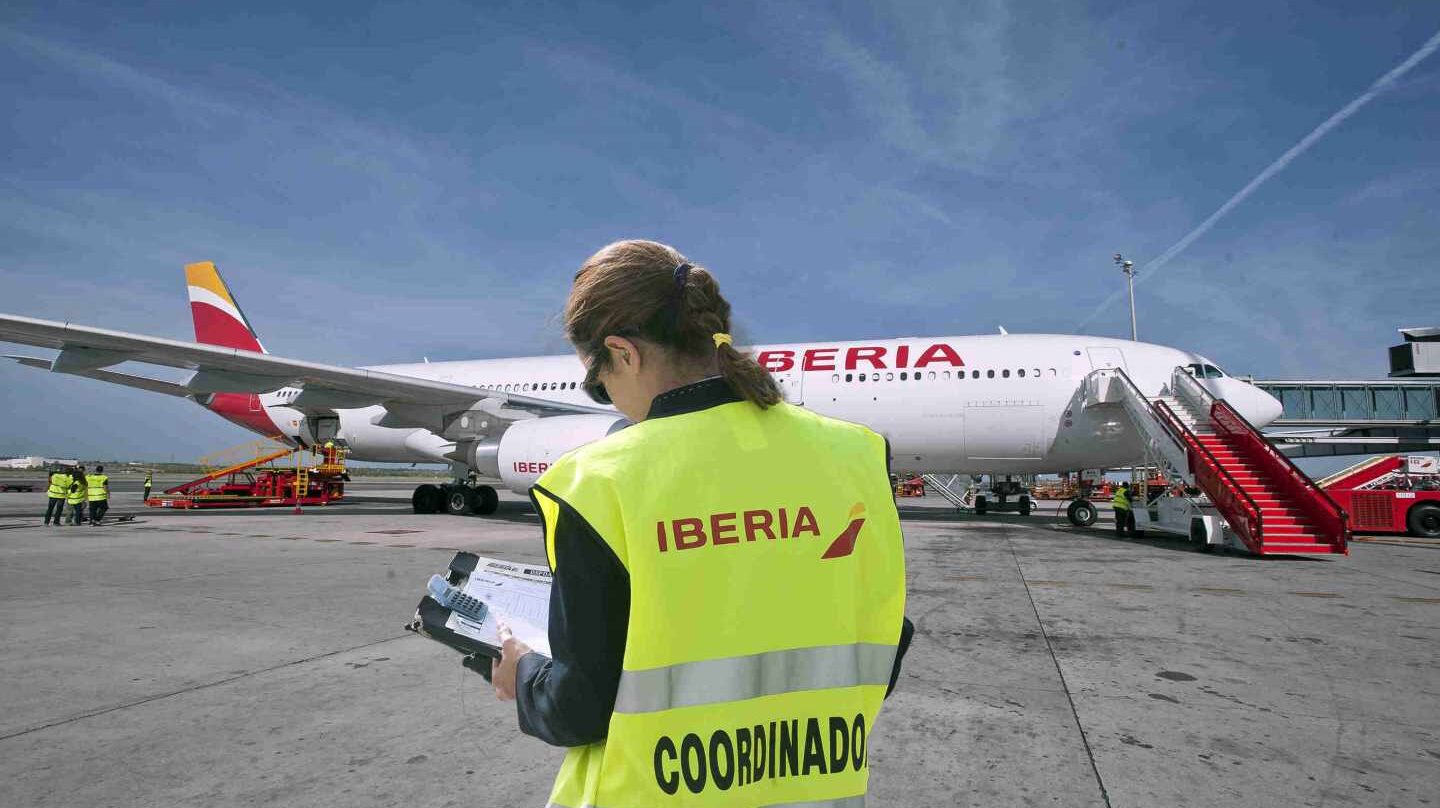 La plantilla de Iberia en Barcelona convoca cuatro días de huelga este verano.