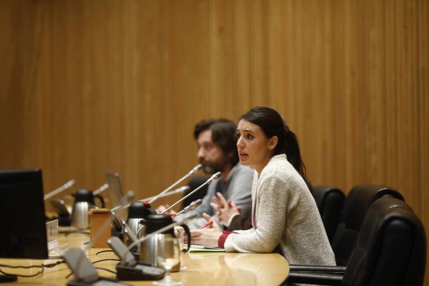 Podemos intenta suplir a Irene Montero por Mayoral para escuchar al jefe del CNI