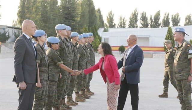 La ministra de Defensa, Margarita Robles, en su visita a Líbano.