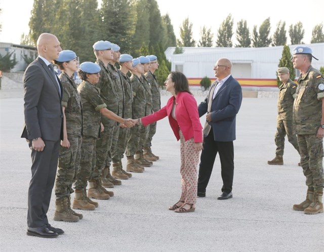 La ministra de Defensa, Margarita Robles, en su visita a Líbano.