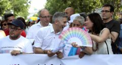 El ministro del Interior encabeza la marcha del Orgullo LGTBI en Madrid