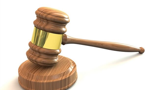 mazo-interinos Los tribunales siguen reconociendo indemnizaciones a los interinos.