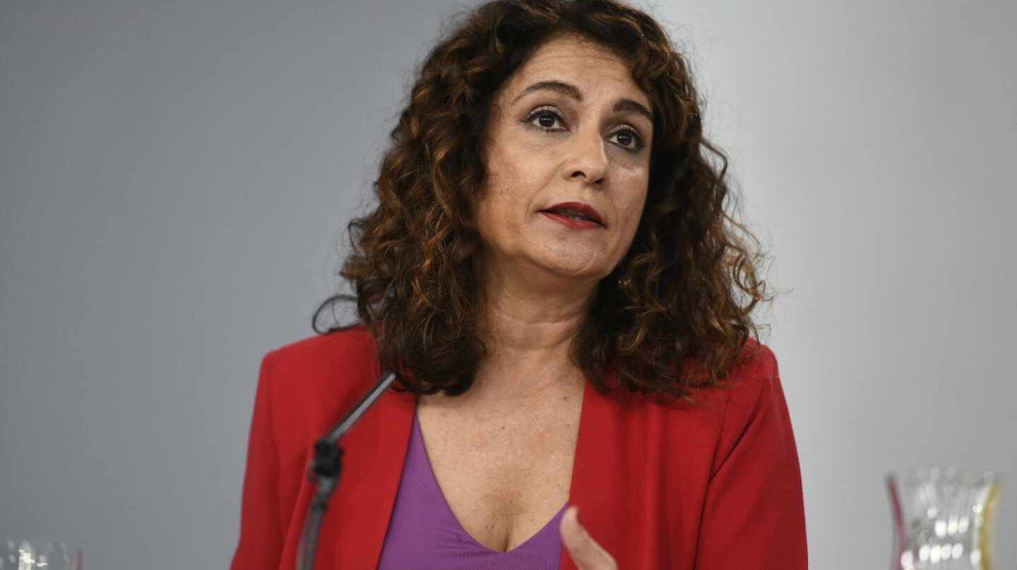 La ministra de Hacienda, María Jesús Montero, en rueda de prensa tras el Consejo de Ministros.