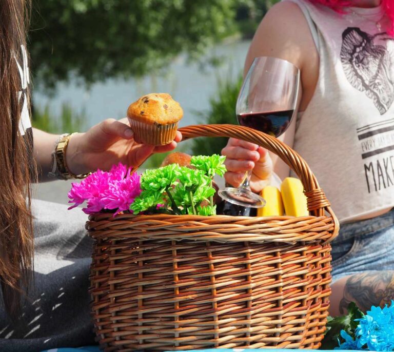 Las mujeres diferencian mejor distintos sabores de vino, según estudio de UPM