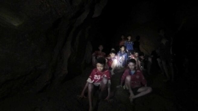 ninos_cueva_tailandia Los 12 menores y su entrenador, atrapados en la cueva tailandesa de Tham Luang.