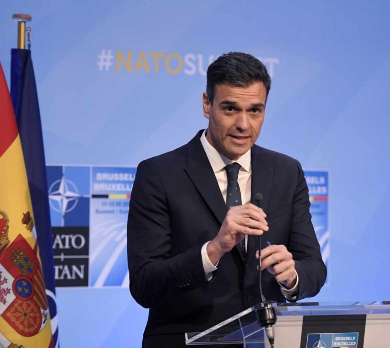 Sánchez, sobre Puigdemont: "Lo importante es que será juzgado por tribunales españoles"