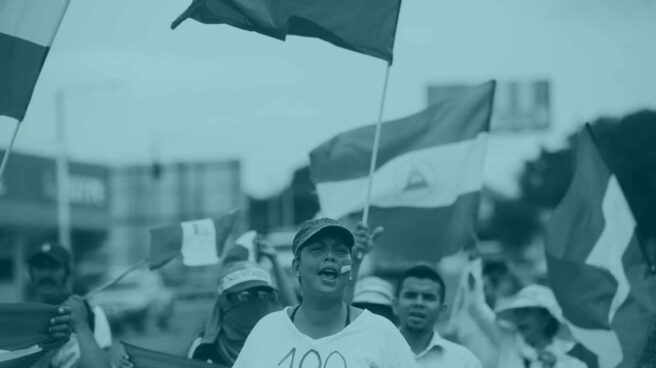 Manifestantes participan en un plantón para conmemorar los 100 días desde el inicio de la crisis sociopolítica que atraviesa Nicaragua.