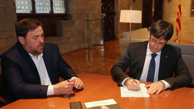 Oriol Junqueras y Carles Puigdemont. Oriol Junqueras y Carles Puigdemont.