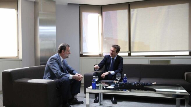 Mariano Rajoy y Pablo Casado, en su primera reunión tras el congreso del PP.