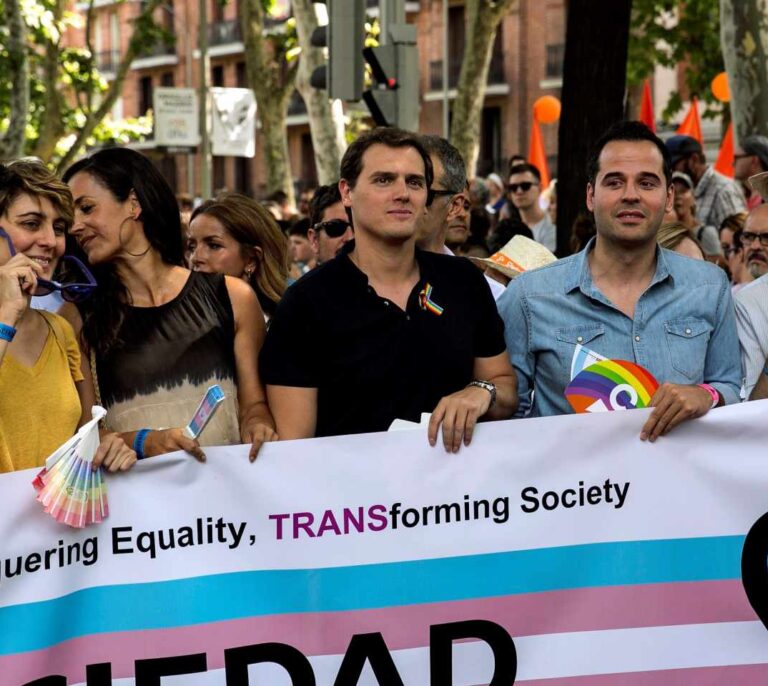 La Fiscalía ve delito de coacciones en el ataque del Orgullo Gay a Cs pero pide el archivo de la causa