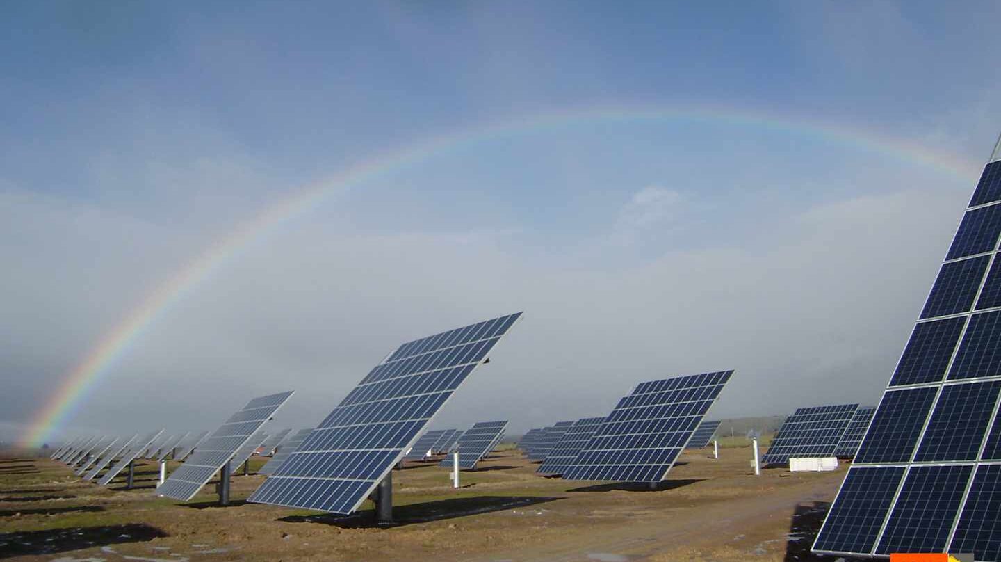 Planta solar fotovoltaica deTejeda de Tietar, construida por Solarpack.