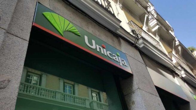 Unicaja y Liberbank buscan crear el sexto banco y meten presión a los más pequeños