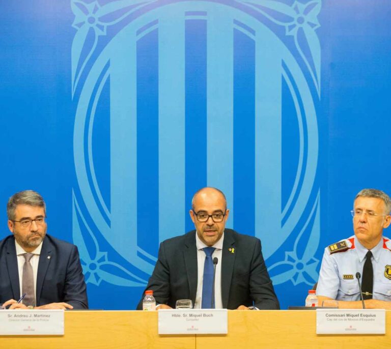Archivada la causa contra el conseller Buch por desobediencia al Constitucional el 1-O