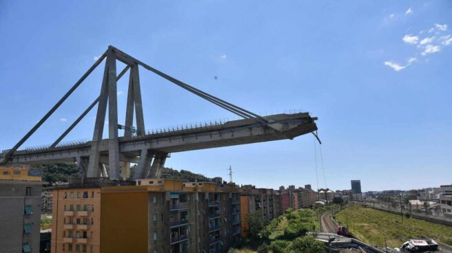 Plazo de 15 días para que Autoestrade de explicaciones por el puente de Génova