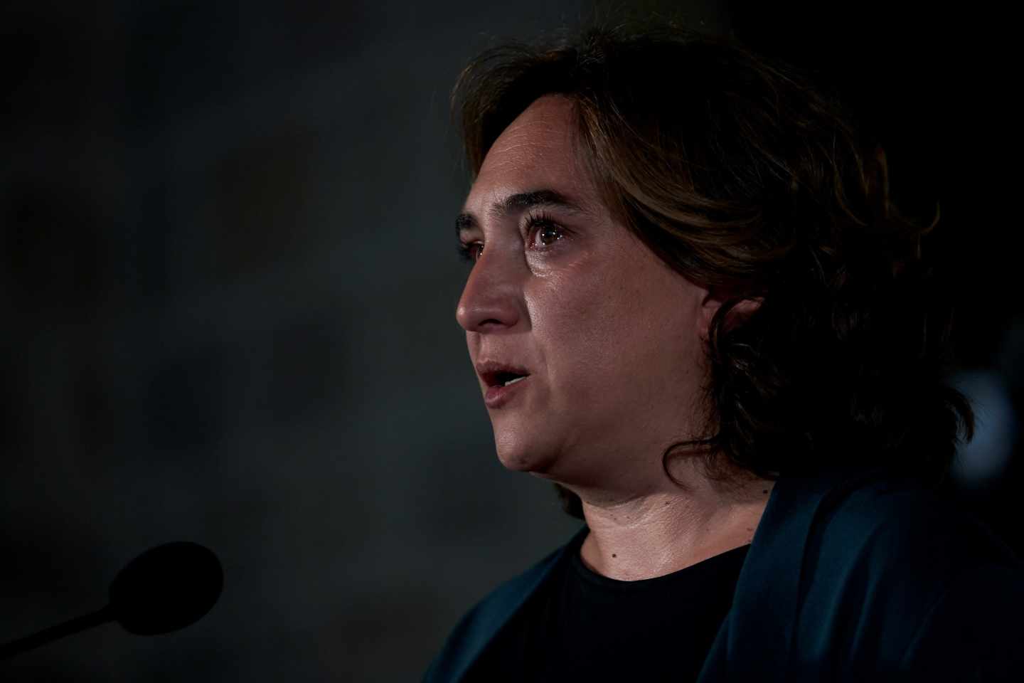 La alcaldesa de Barcelona, Ada Colau, en la víspera del primer aniversario de los atentados.