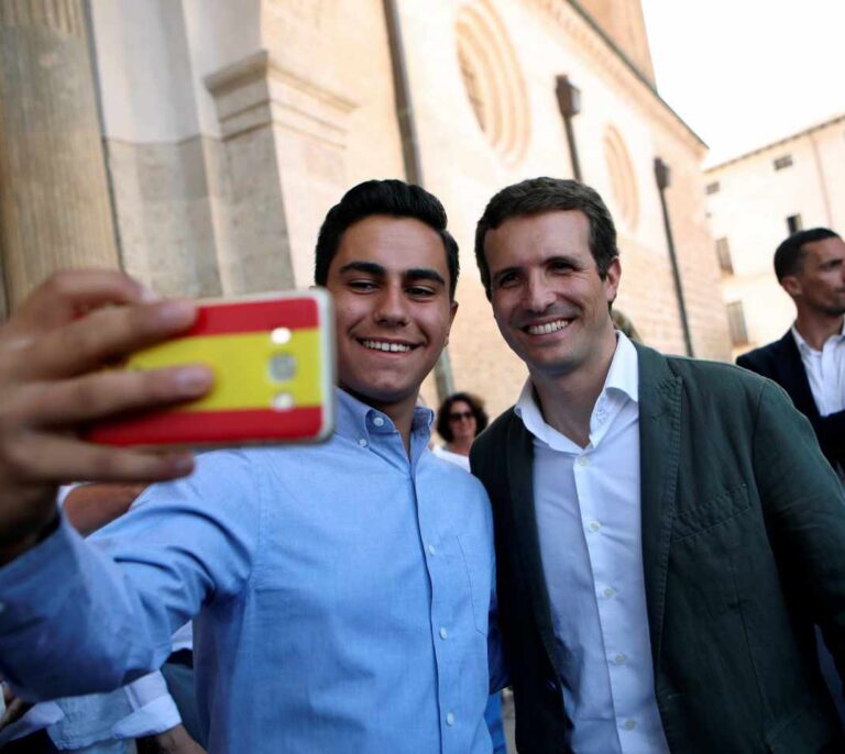 Casado convoca al PP en Barcelona ante la "fiesta xenófoba" de la Diada