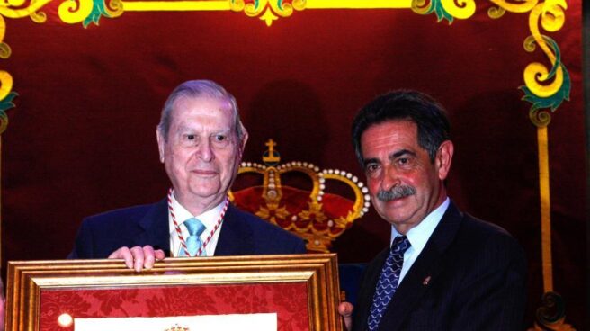 Alfonso Osorio junto al presidente de Cantabria, Miguel Ángel Revilla.