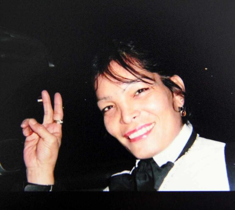 Astrid: La Cara B de la transexualidad