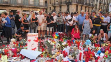 El Ayuntamiento de Colau secunda la teoría conspiratoria contra el CNI en los atentados del 17A