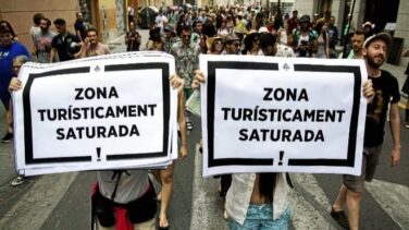 Cataluña frena las licencias de pisos turísticos y apunta al cierre de un tercio de los existentes