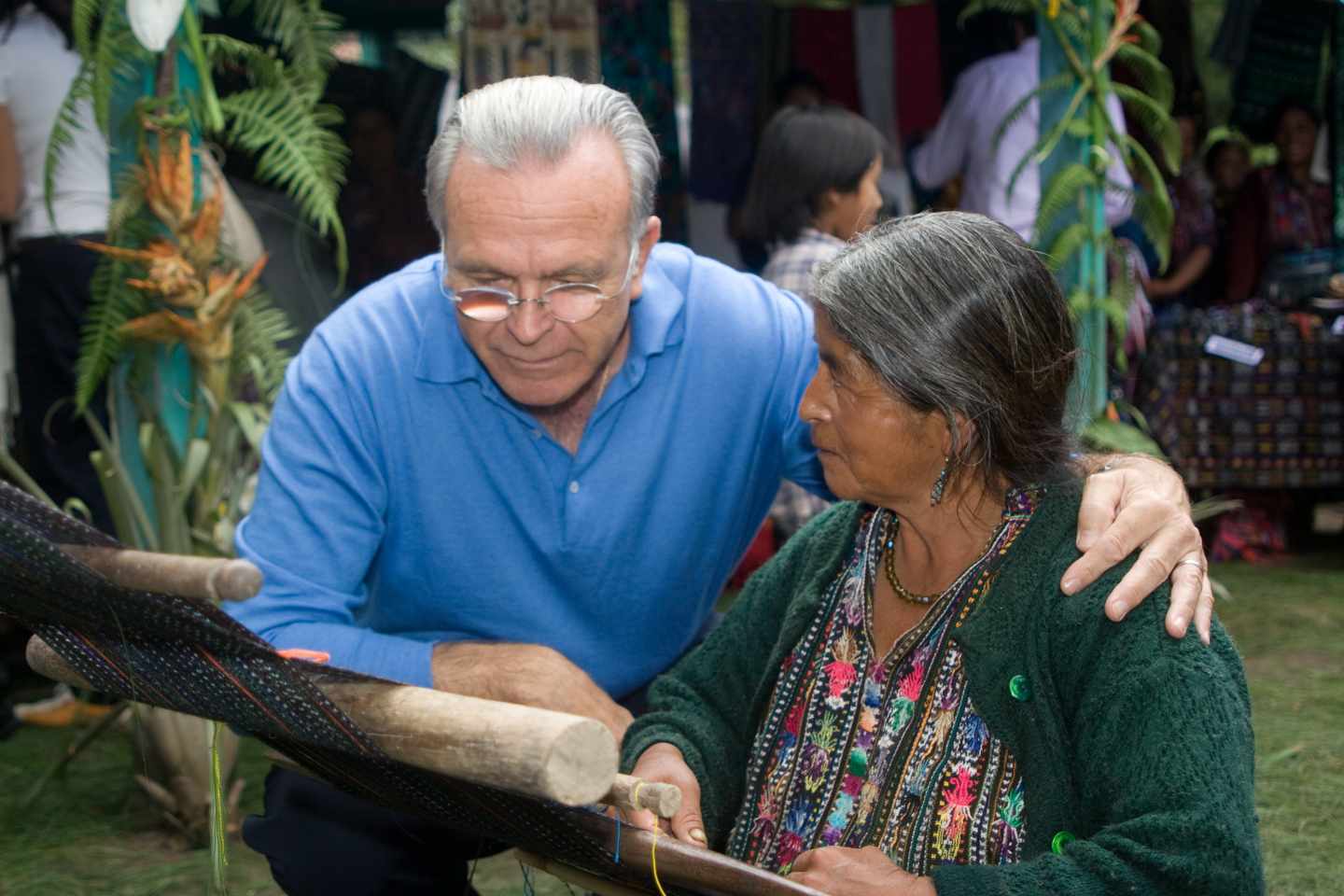 El presidente de la Fundación la Caixa, durante la visita a un proyecto en Guatemala.