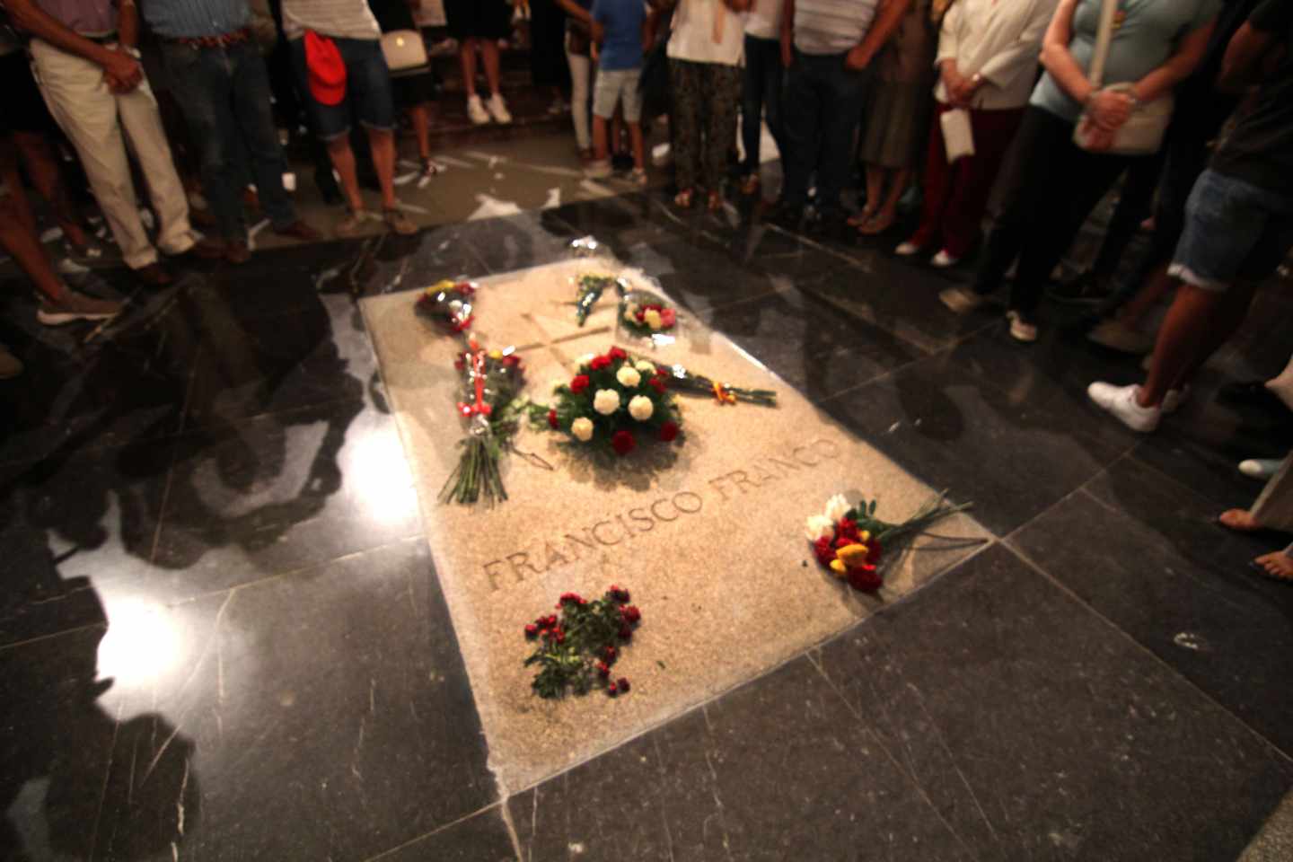 Tumba de Francisco Franco en la basílica del Valle de los Caídos.