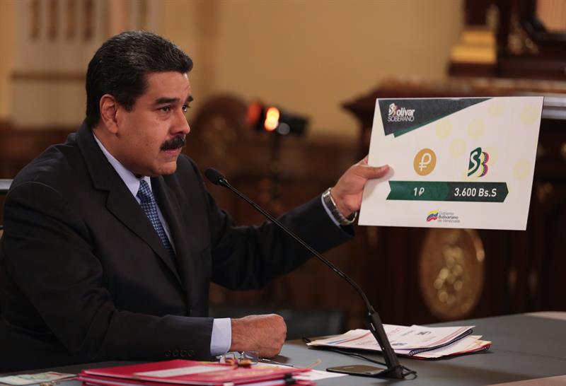 Maduro, líder venezolano, presenta las bases de su "milagro económico".