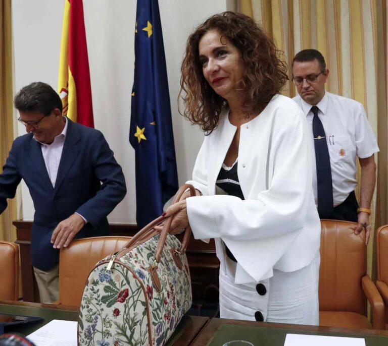 Hacienda también devolverá el IRPF de las prestaciones por paternidad