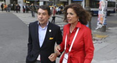 Andalucía prohíbe por decreto vender VPO a fondos como hicieron Botella y González