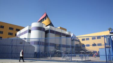 Detenidos cinco de los 16 inmigrantes fugados del CIE de Aluche