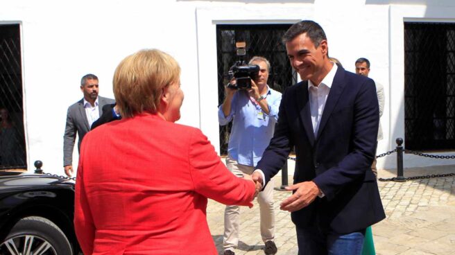 Sánchez y Merkel acuerdan impulsar un aumento de fondos para Marruecos