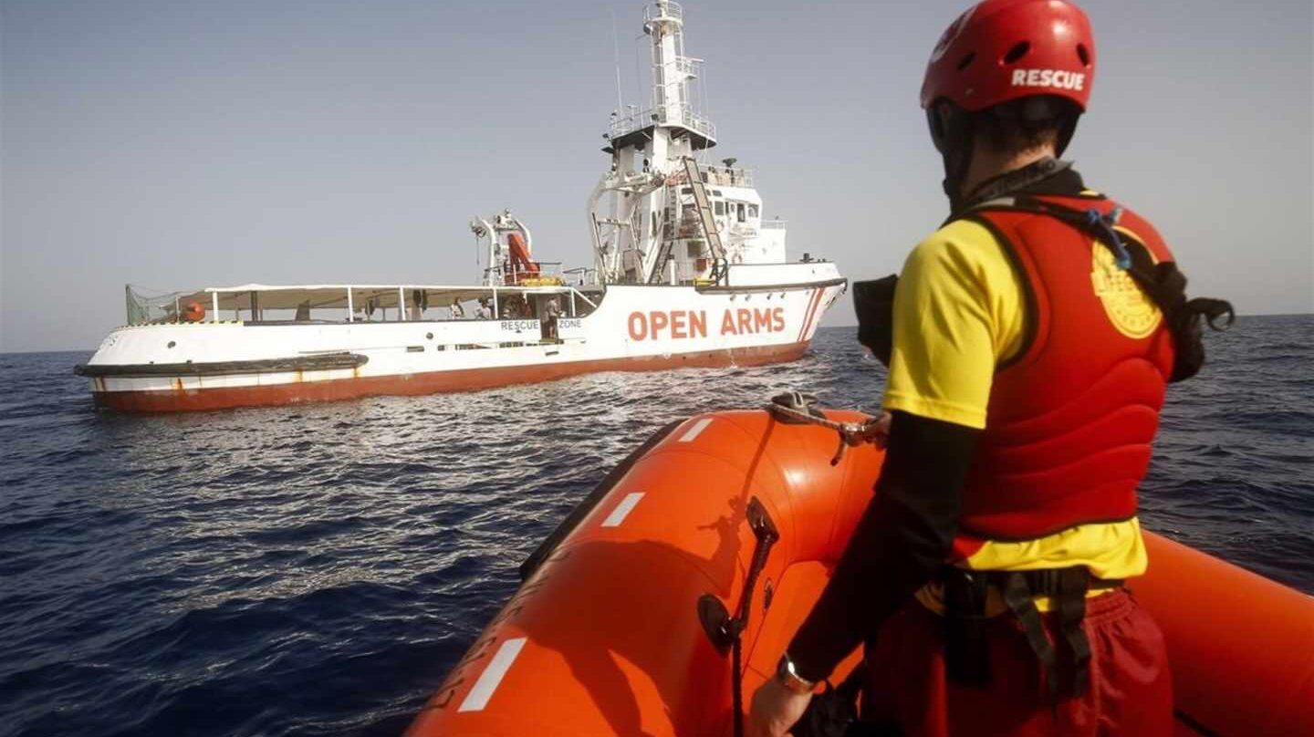 El Open Arms, en aguas del Mediterráneo.
