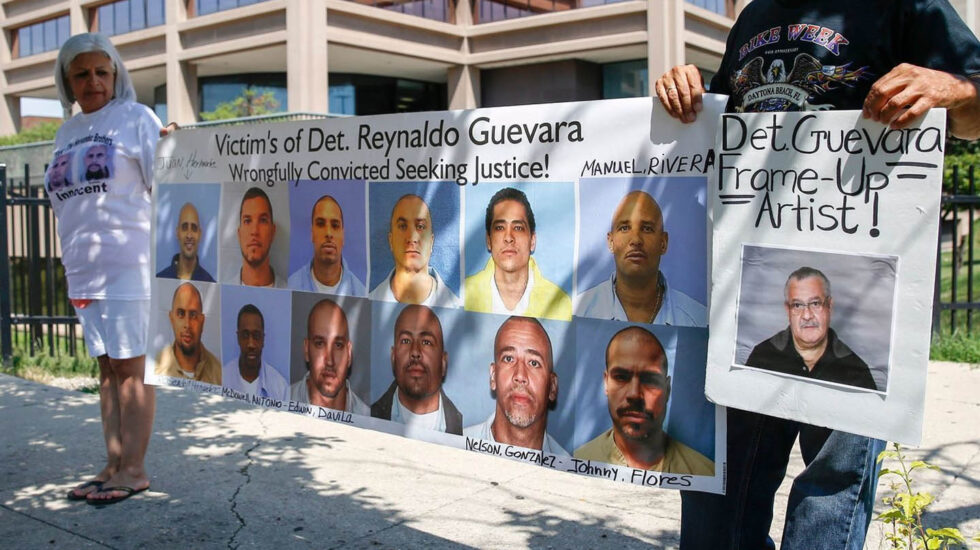 Una protesta en contra del detective Guevara