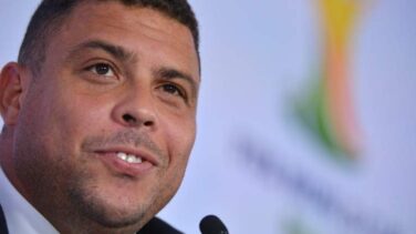 Ronaldo, ingresado en Ibiza por una neumonía, asegura que "todo está en orden"