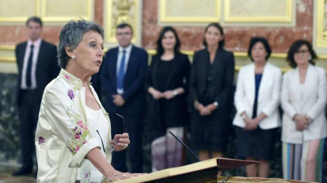 rosa_maria_mateo La primera polémica de Rosa María Mateo: TVE sí informó del fichaje de Begoña Gómez.