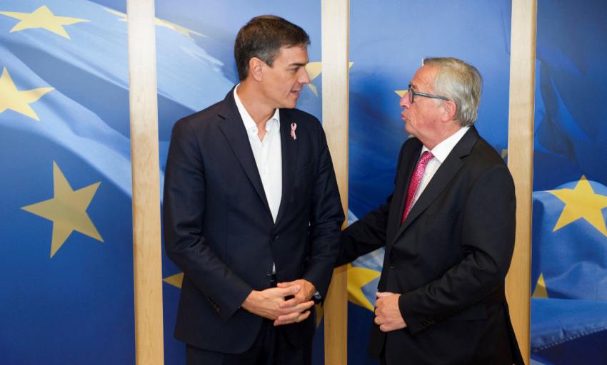 Pedro Sánchez y Jean-Claude Juncker.