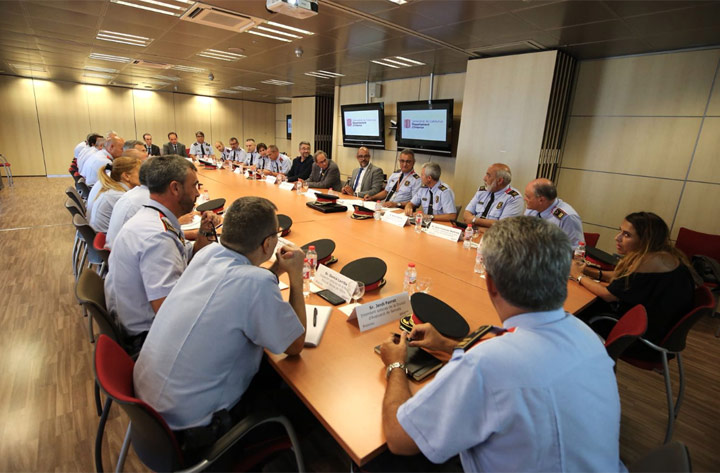 La Generalitat habla del ataque terrorista de Cornellà como un "hecho aislado"