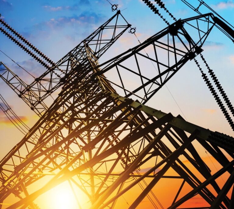 El año en que pagaremos la luz más cara de la historia
