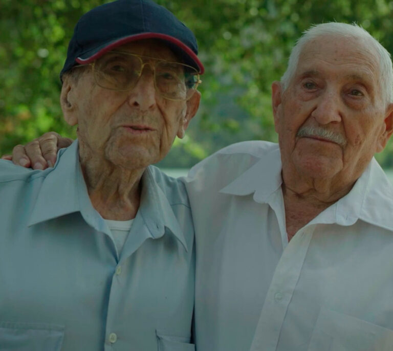Podemos se lanza contra el Gobierno por el vídeo aniversario de la Constitución