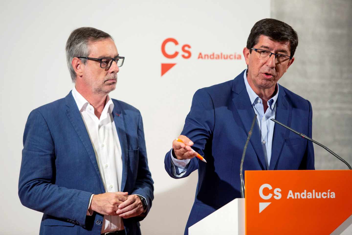 El secretario general de Ciudadanos, José Manuel Villegas, y el presidente andaluz del partido, Juan Marín.