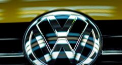 Bruselas investiga si BMW, Volkswagen y Daimler pactaron no reducir las emisiones