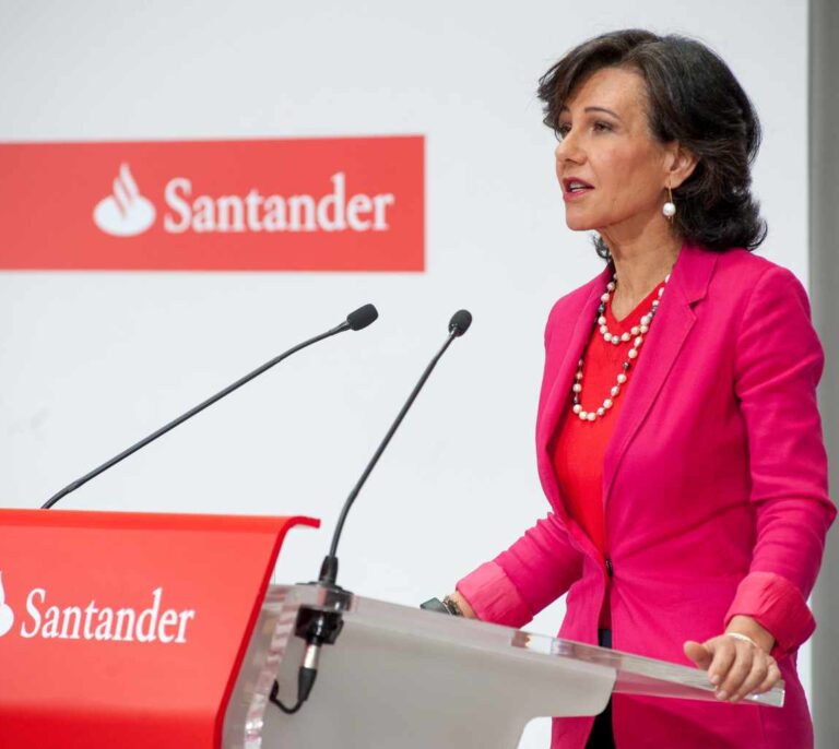 Santander vende a Cerberus una cartera de viviendas por unos 1.535 millones de euros