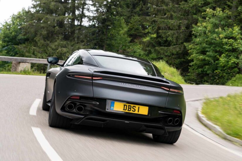 Aston Martin DBS Superleggera