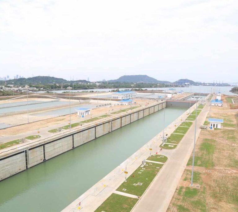 Sacyr inicia un arbitraje contra Panamá en la ONU por los sobrecostes del Canal