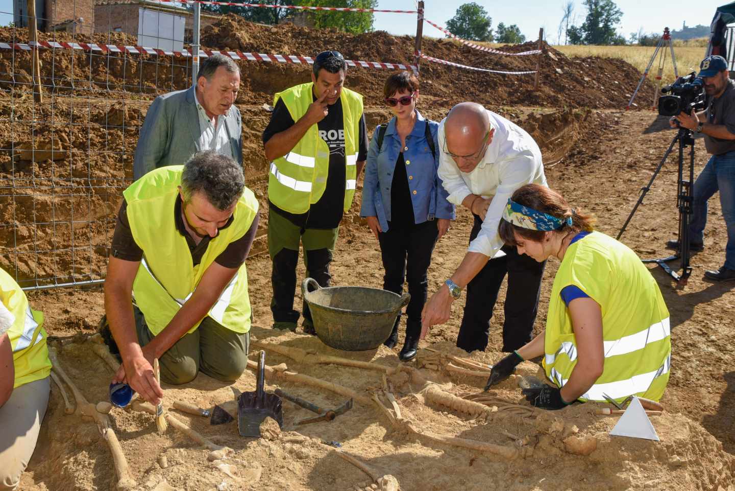 La Generalitat sube la apuesta contra el franquismo con una comisión de la verdad