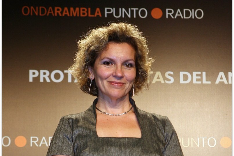 Isabel Cepeda, recogiendo un premio en 2008.