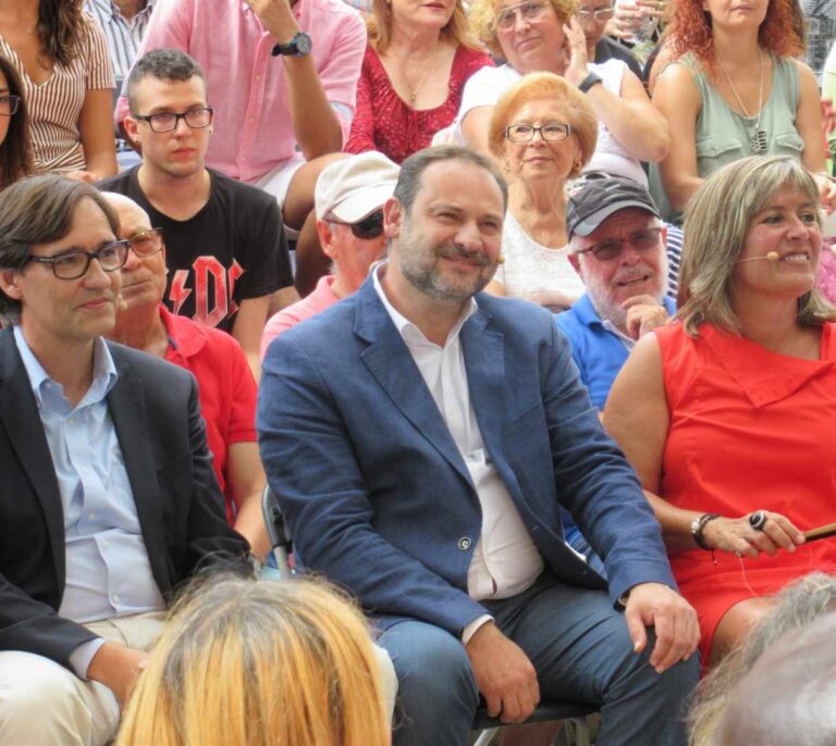 Ábalos, en Barcelona: "El Gobierno no va a ser débil a la hora de aplicar las leyes"