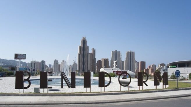 Cartel de entrada a Benidorm.