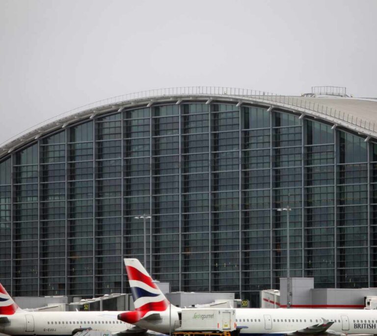 El robo de información afecta a 380.000 pagos con tarjeta en British Airways