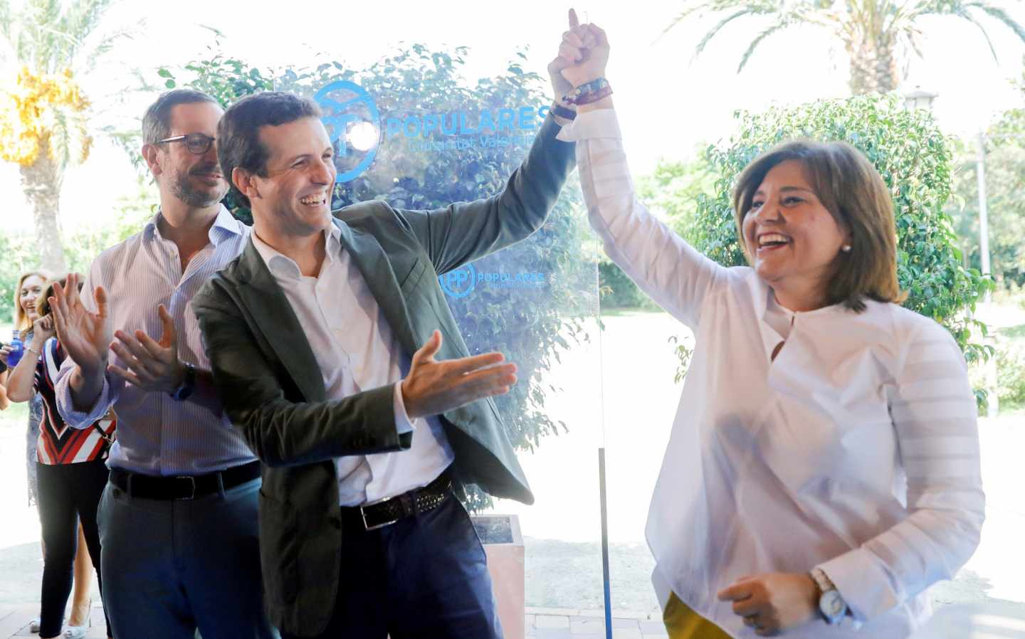 Fotografía de archivo. Pablo Casado junto a Isabel Bonig.